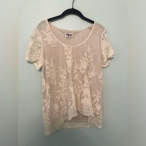 Show me your Mumu cream lace floral top